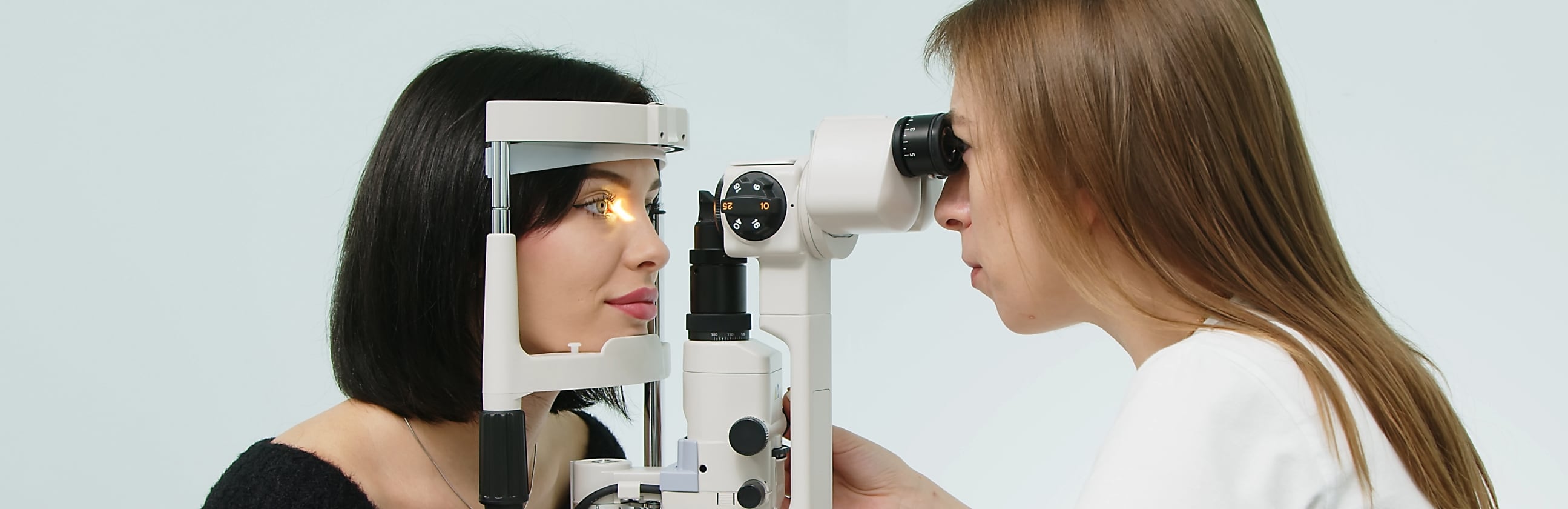 Contact won't stick to eye